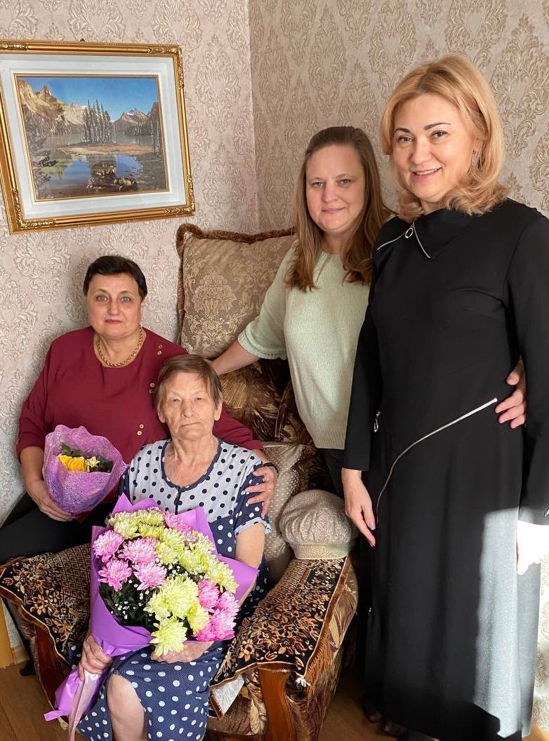 Поздравляем с юбилеем! Поздравляем с юбилеем!