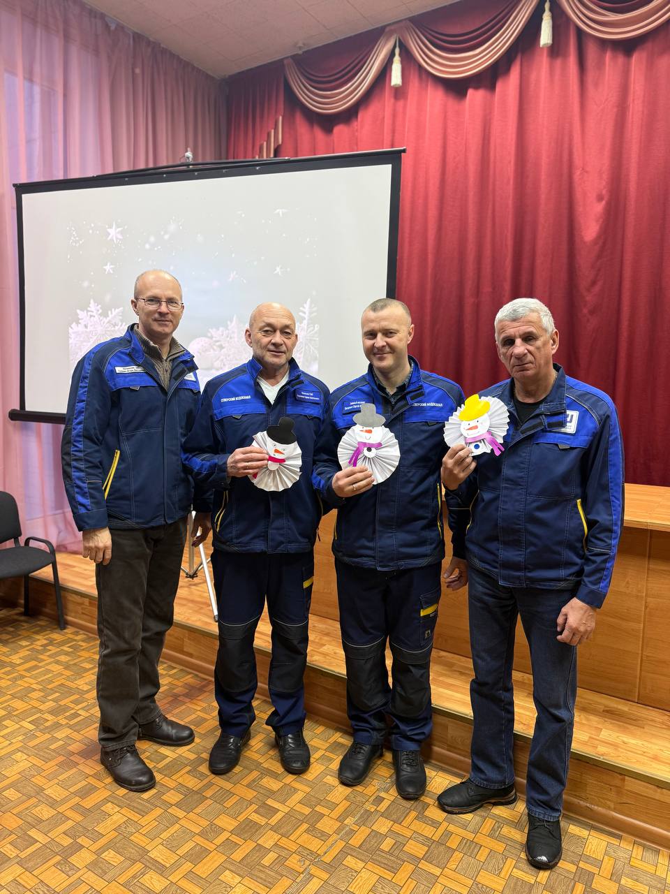 Маленькие снеговики для больших дел! ☃️